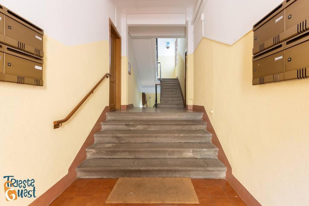 Appartamento Ginestre Trieste Esterno foto